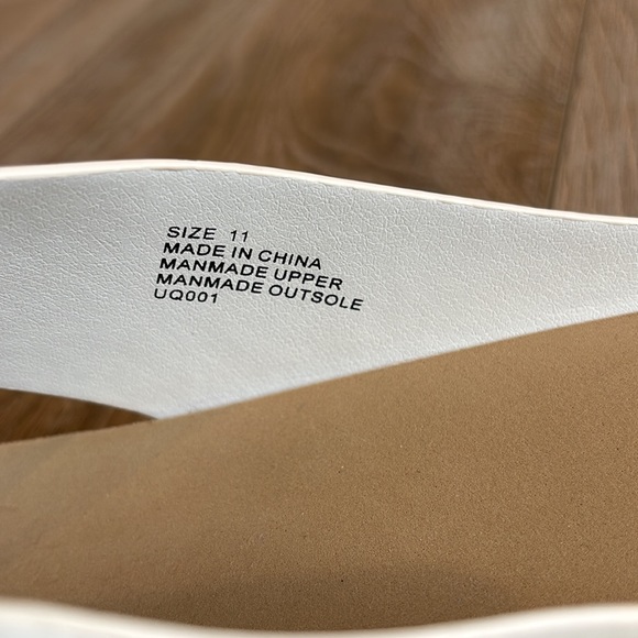 Volatile’s Ablette Slide Sandals - Picture 10 of 11